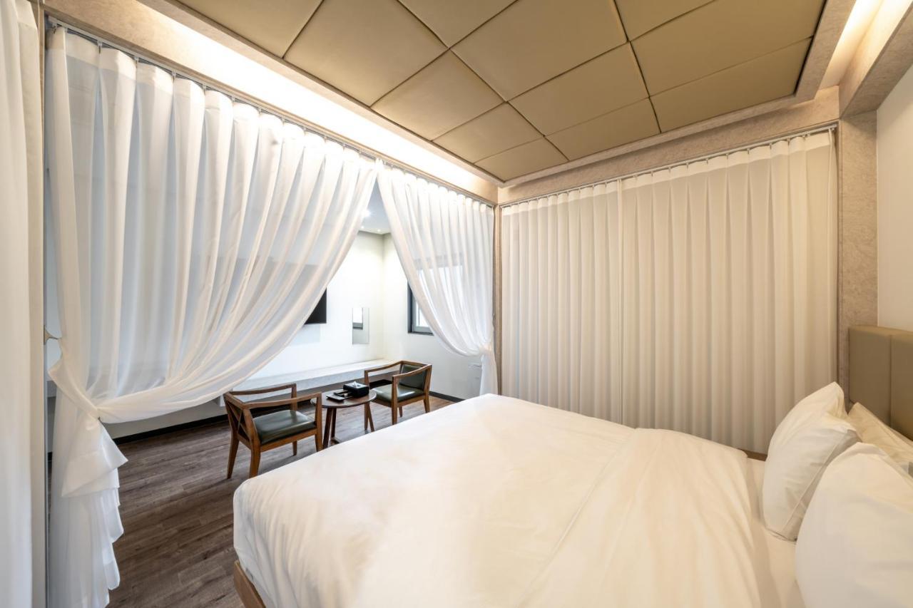 Jeonju Jazz Around Hotel Zewnętrze zdjęcie