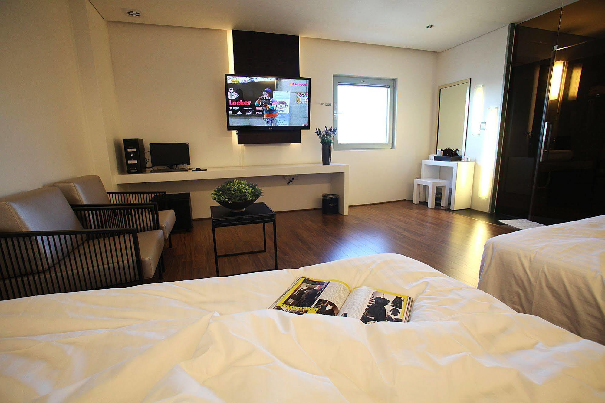 Jeonju Jazz Around Hotel Zewnętrze zdjęcie