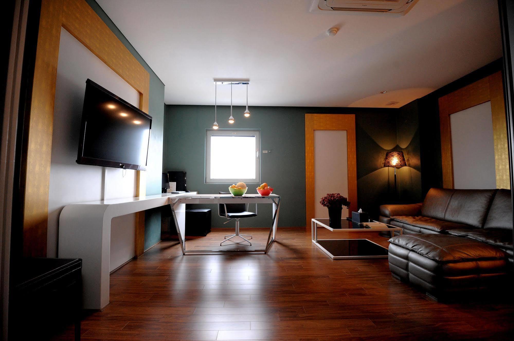 Jeonju Jazz Around Hotel Zewnętrze zdjęcie
